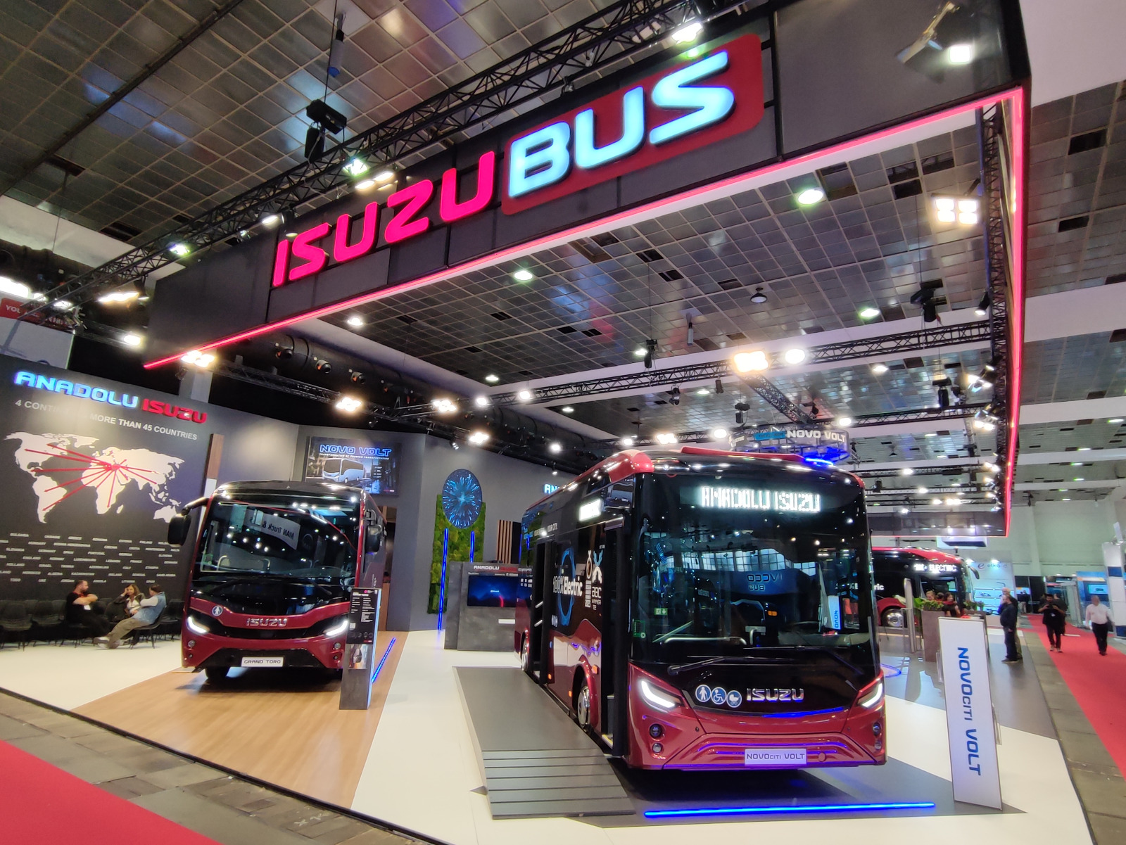 معرض "باص وورلد أوروبا – busworld Europ" 2023 ... يكسر كل الأرقام القياسية