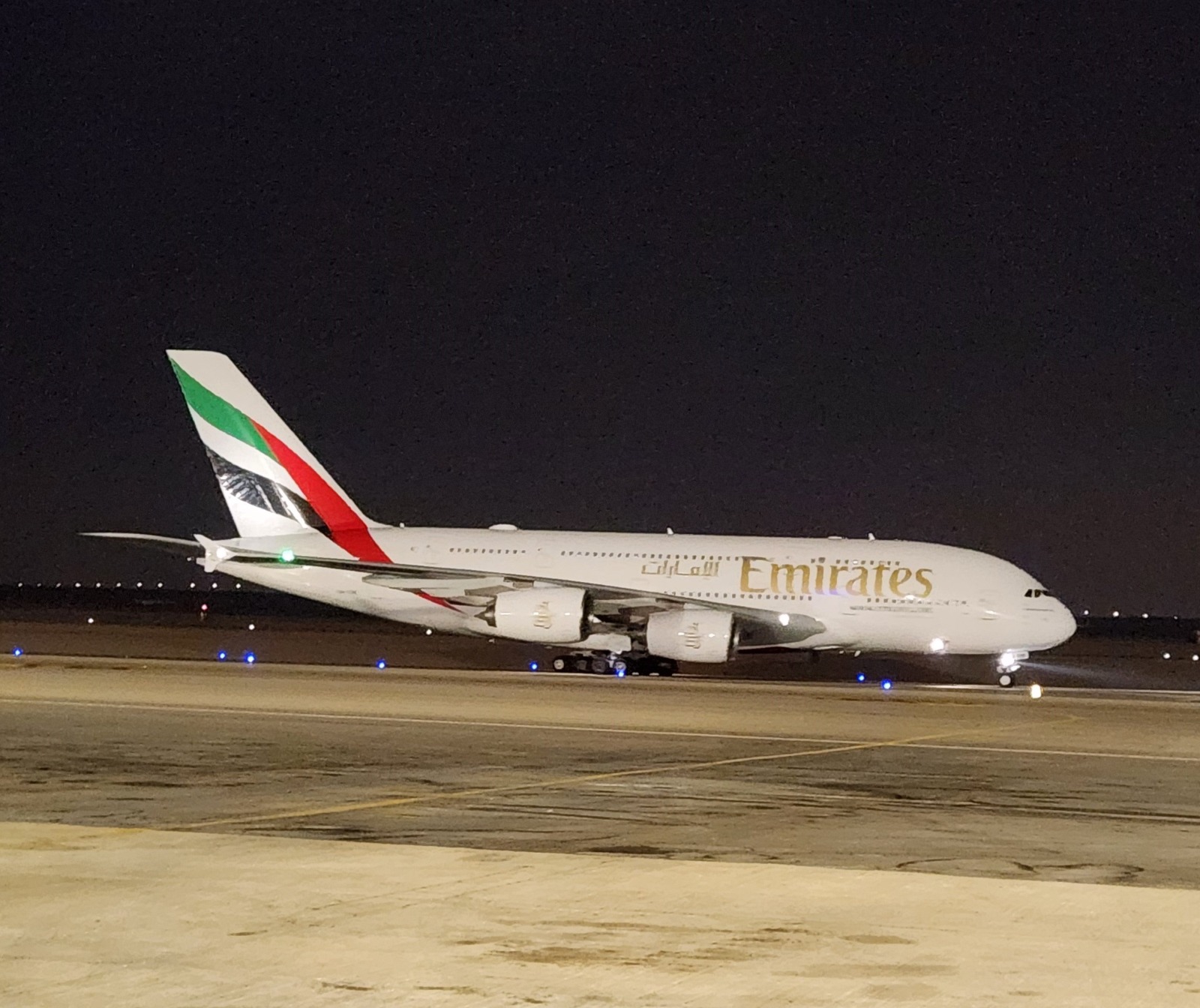 ثلاث رحلات لطيران الإمارات بطائرات A380 يومياً إلى القاهرة